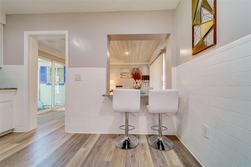 В аренду: $2,450 (2 спален, 2 ванн, 850 Квадратных фут)