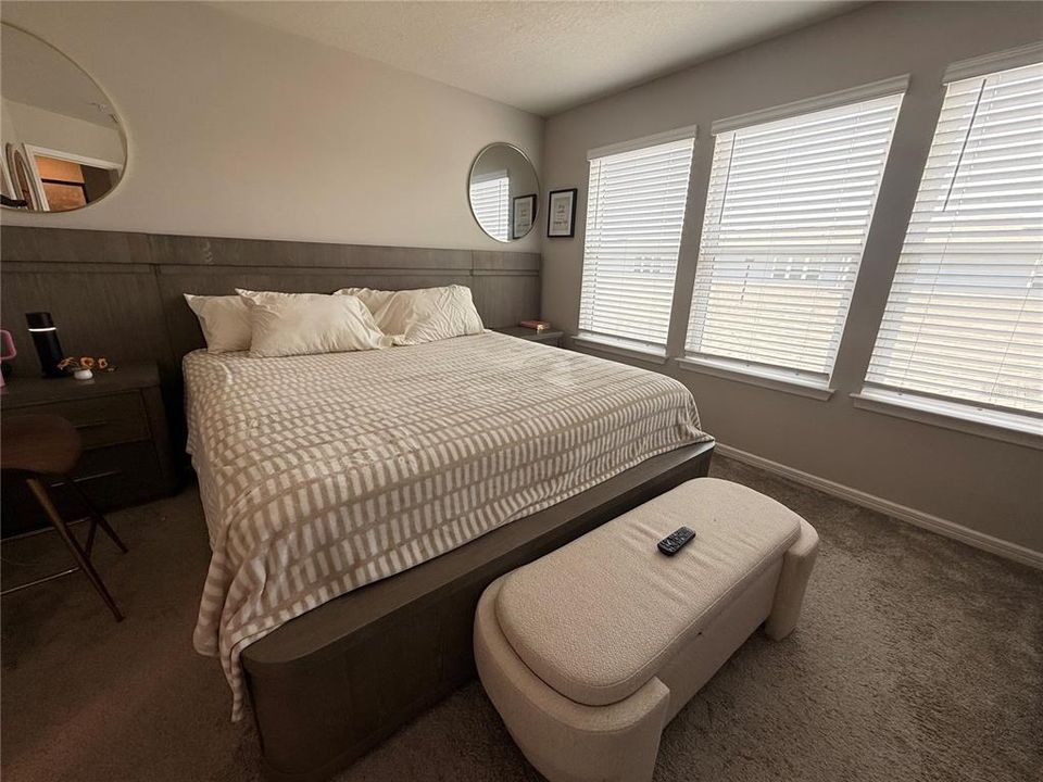 For Rent: $2,700 (3 beds, 2 baths, 1620 Square Feet)