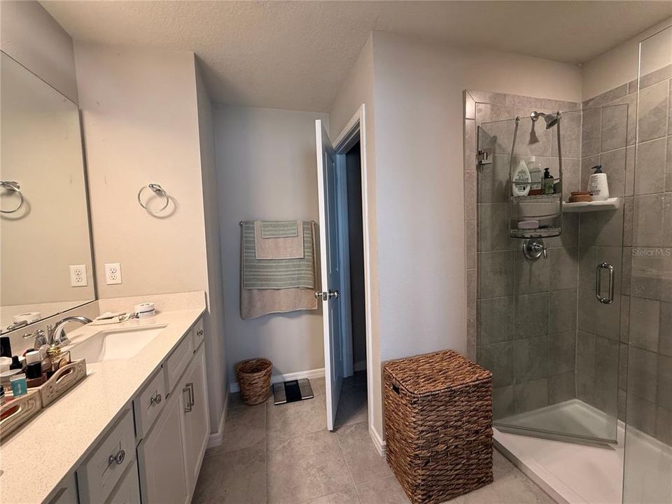 For Rent: $2,700 (3 beds, 2 baths, 1620 Square Feet)