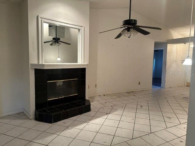 For Sale: $269,000 (3 beds, 2 baths, 1435 Square Feet)
