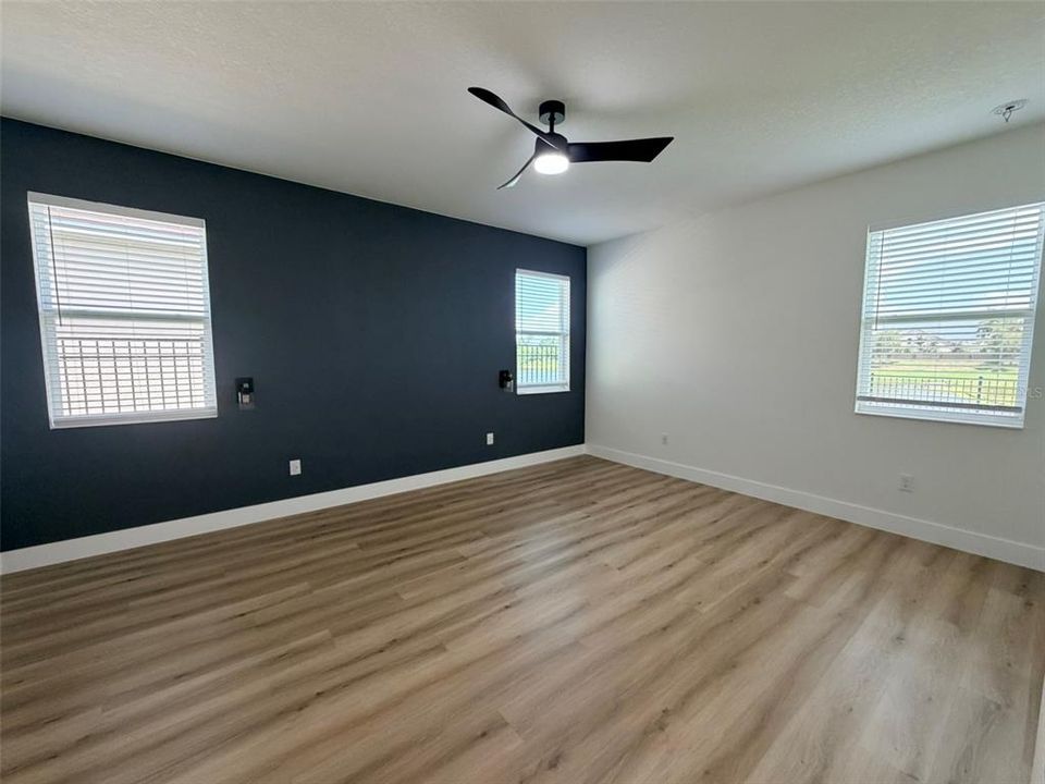 En Renta: $3,995 (4 camas, 2 baños, 1983 Pies cuadrados)