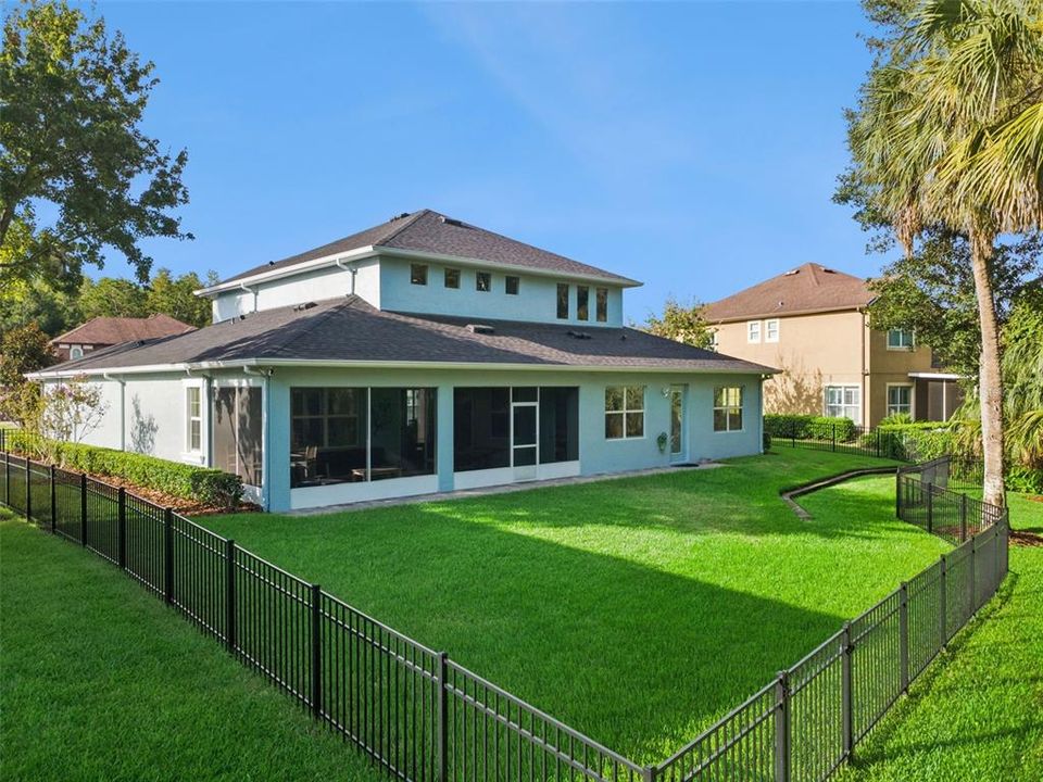 En Venta: $819,000 (5 camas, 4 baños, 3473 Pies cuadrados)