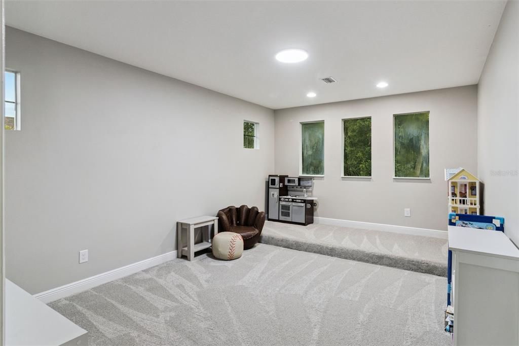 En Venta: $819,000 (5 camas, 4 baños, 3473 Pies cuadrados)