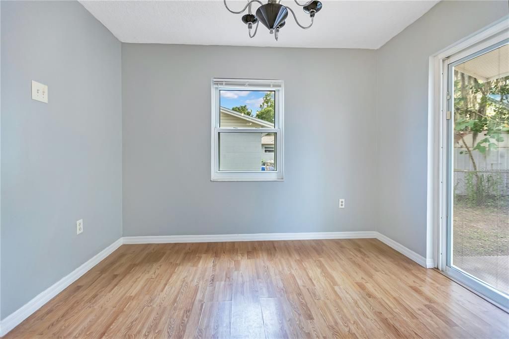 En Venta: $298,000 (3 camas, 1 baños, 1391 Pies cuadrados)