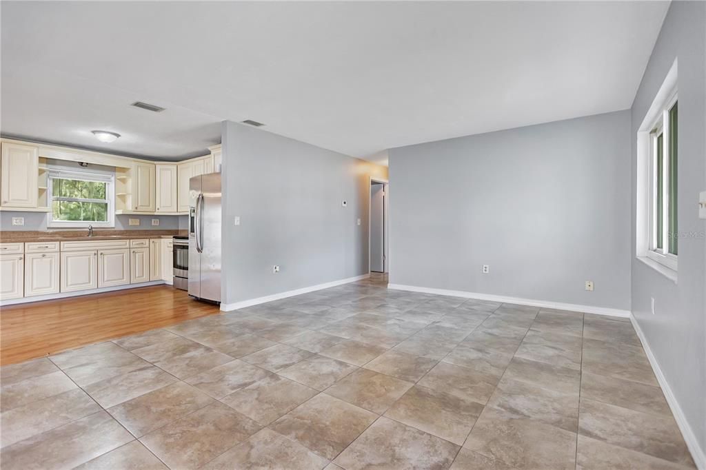 En Venta: $298,000 (3 camas, 1 baños, 1391 Pies cuadrados)