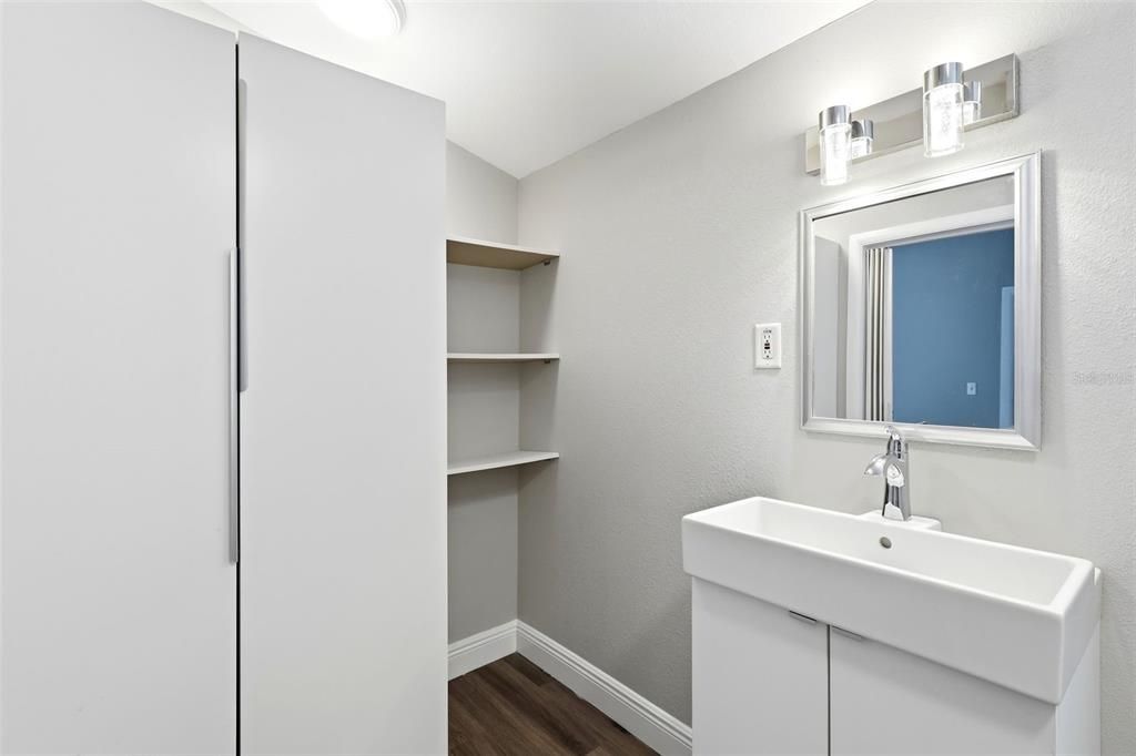 На продажу: $199,900 (3 спален, 2 ванн, 1200 Квадратных фут)