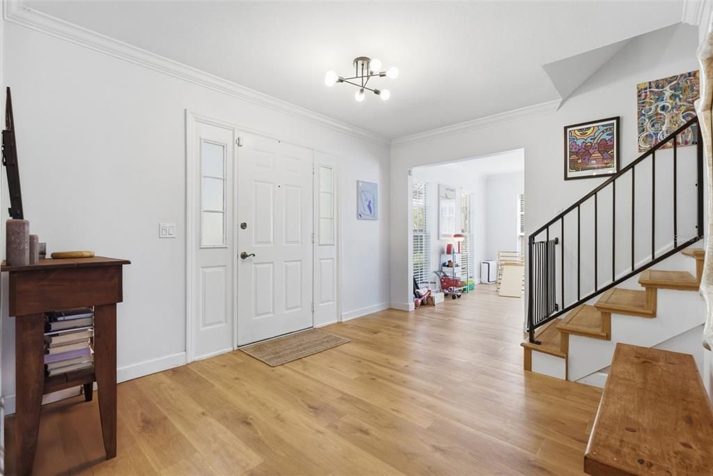 For Sale: $724,900 (4 beds, 2 baths, 2454 Square Feet)
