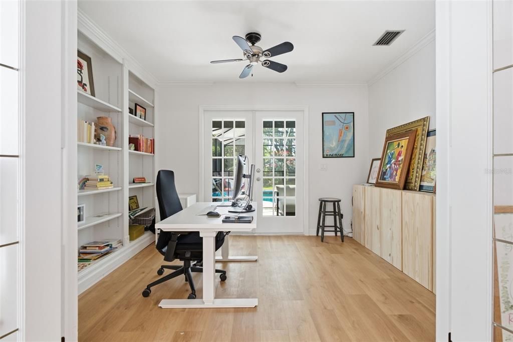 For Sale: $724,900 (4 beds, 2 baths, 2454 Square Feet)