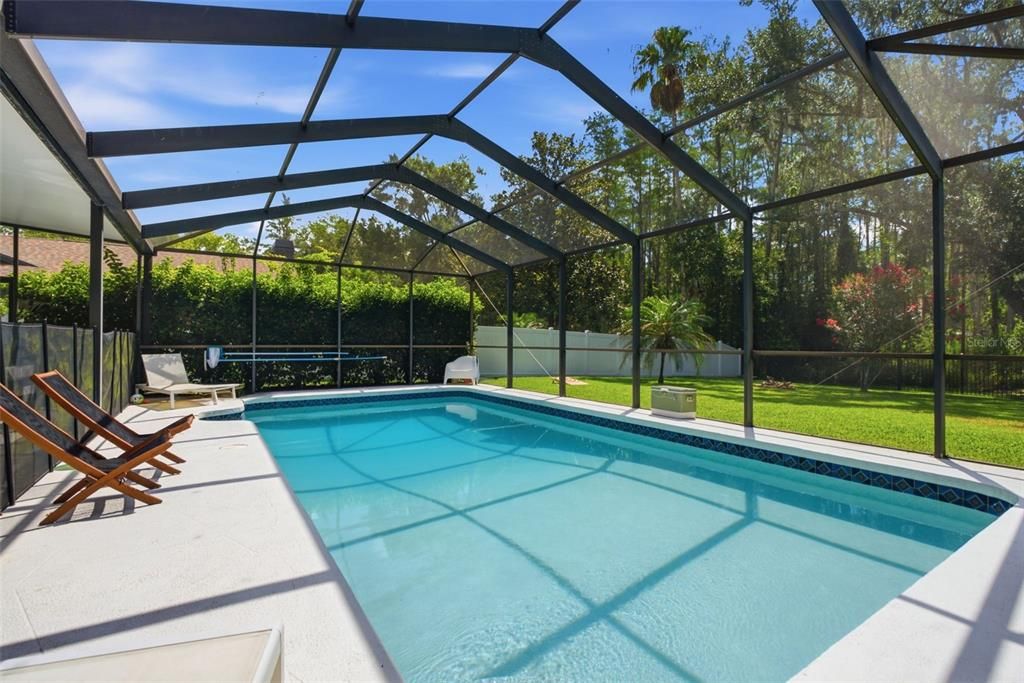 For Sale: $724,900 (4 beds, 2 baths, 2454 Square Feet)