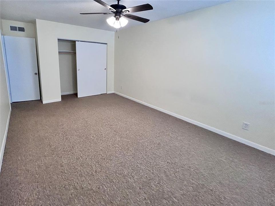 For Sale: $150,000 (2 beds, 1 baths, 975 Square Feet)