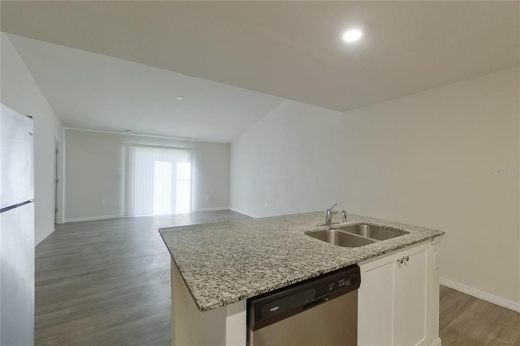 For Rent: $1,474 (2 beds, 2 baths, 1120 Square Feet)