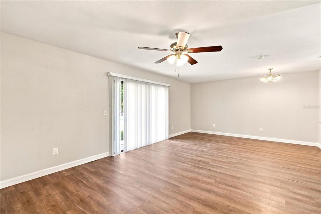 En Venta: $239,900 (3 camas, 2 baños, 1188 Pies cuadrados)