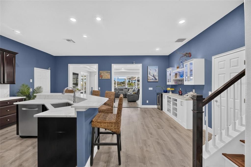 En Venta: $1,275,000 (6 camas, 3 baños, 3366 Pies cuadrados)