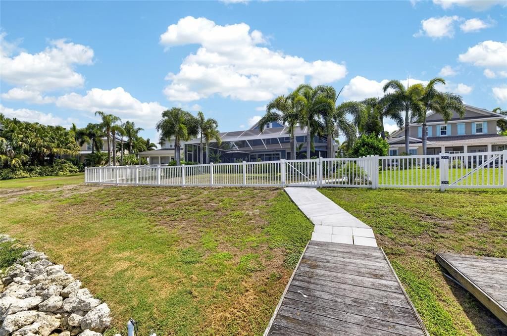 En Venta: $1,275,000 (6 camas, 3 baños, 3366 Pies cuadrados)