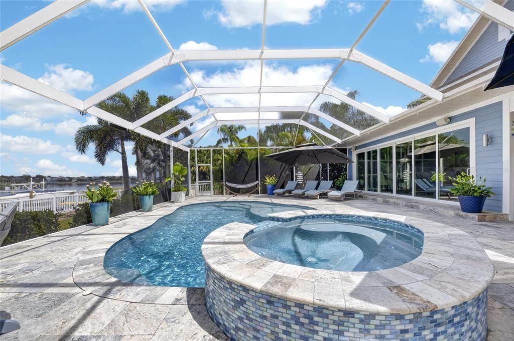 En Venta: $1,275,000 (6 camas, 3 baños, 3366 Pies cuadrados)
