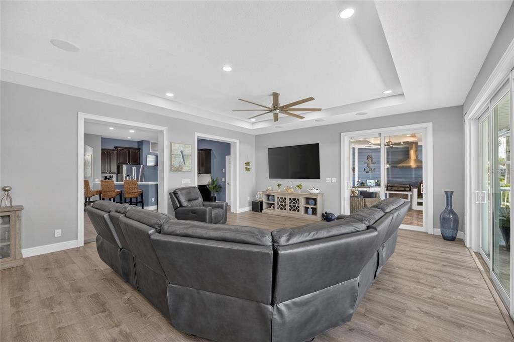 En Venta: $1,275,000 (6 camas, 3 baños, 3366 Pies cuadrados)
