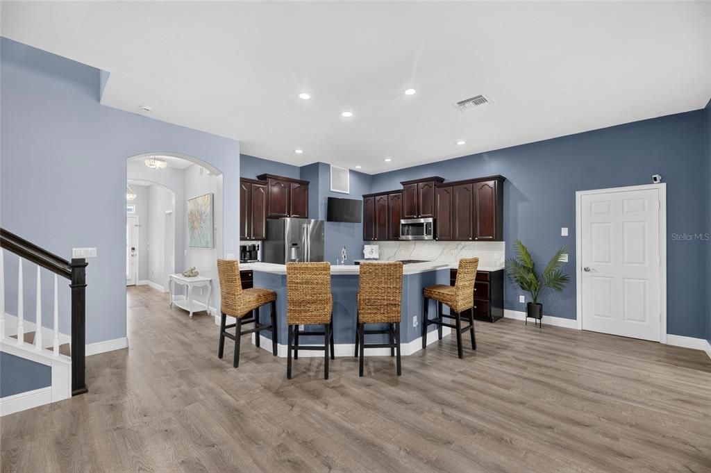 En Venta: $1,275,000 (6 camas, 3 baños, 3366 Pies cuadrados)