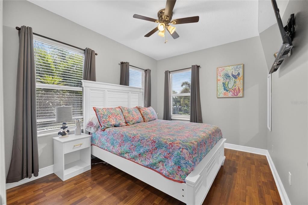 En Venta: $1,275,000 (6 camas, 3 baños, 3366 Pies cuadrados)