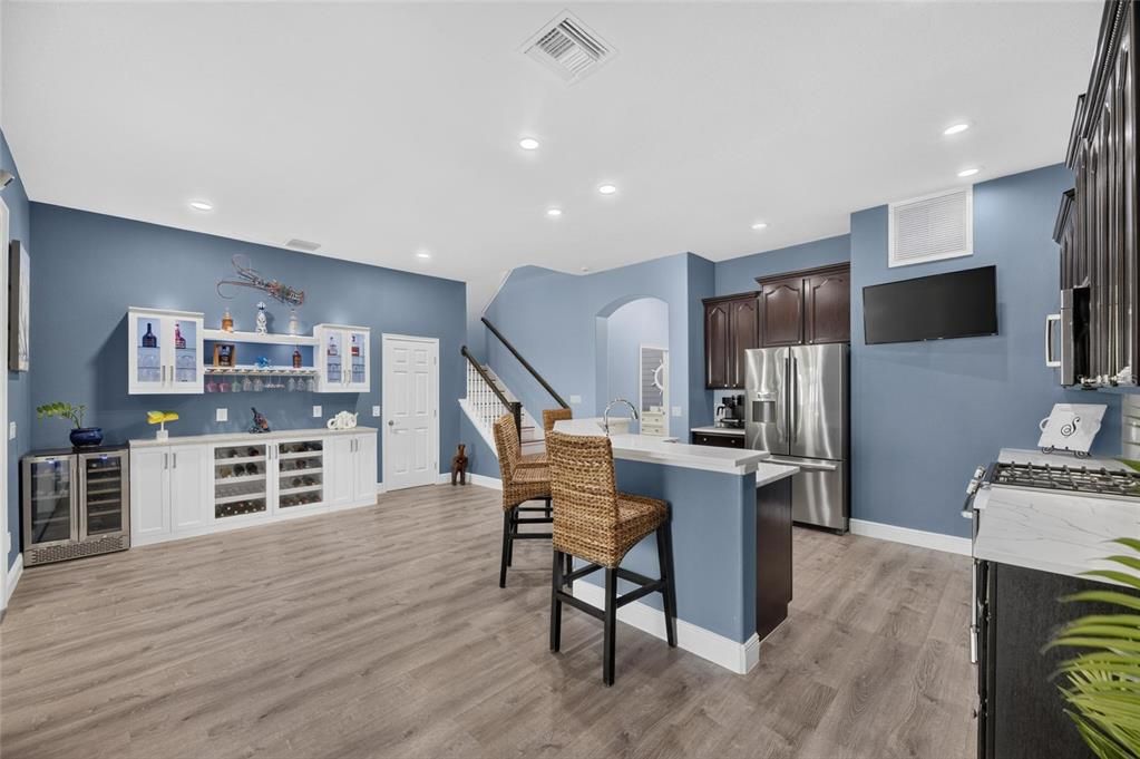 En Venta: $1,275,000 (6 camas, 3 baños, 3366 Pies cuadrados)