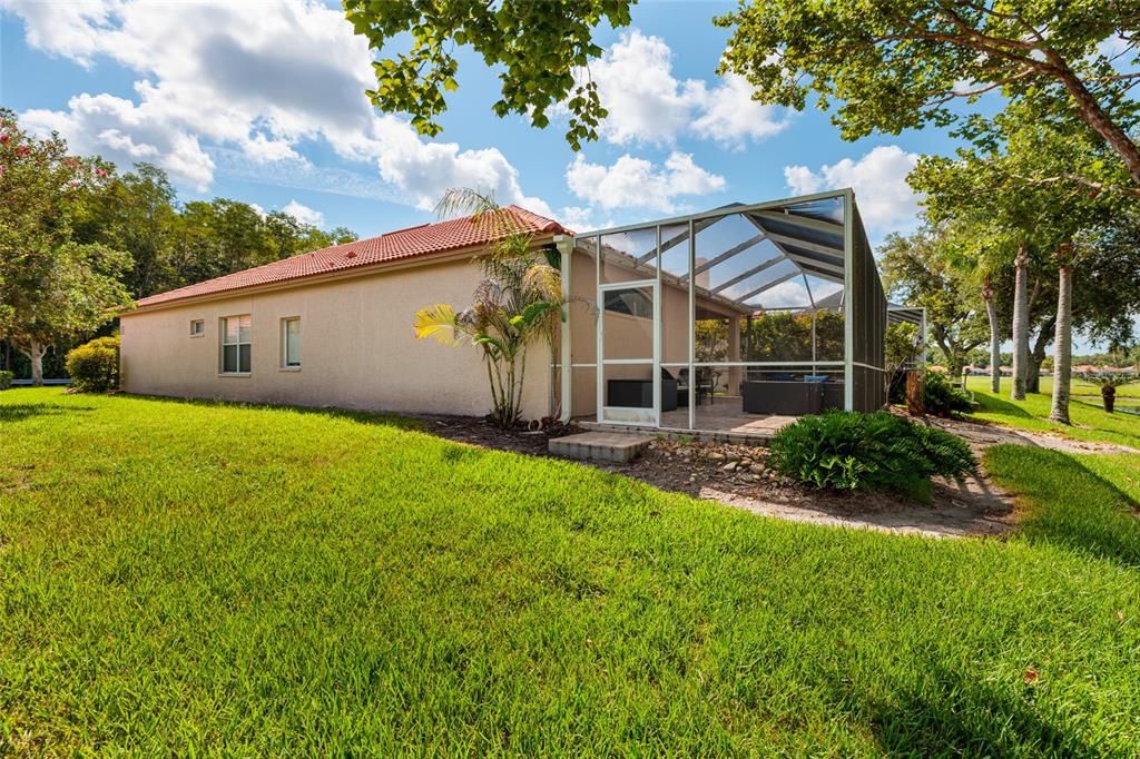 En Venta: $549,000 (3 camas, 2 baños, 1983 Pies cuadrados)