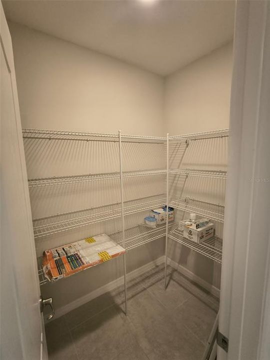 For Rent: $2,300 (4 beds, 2 baths, 2051 Square Feet)