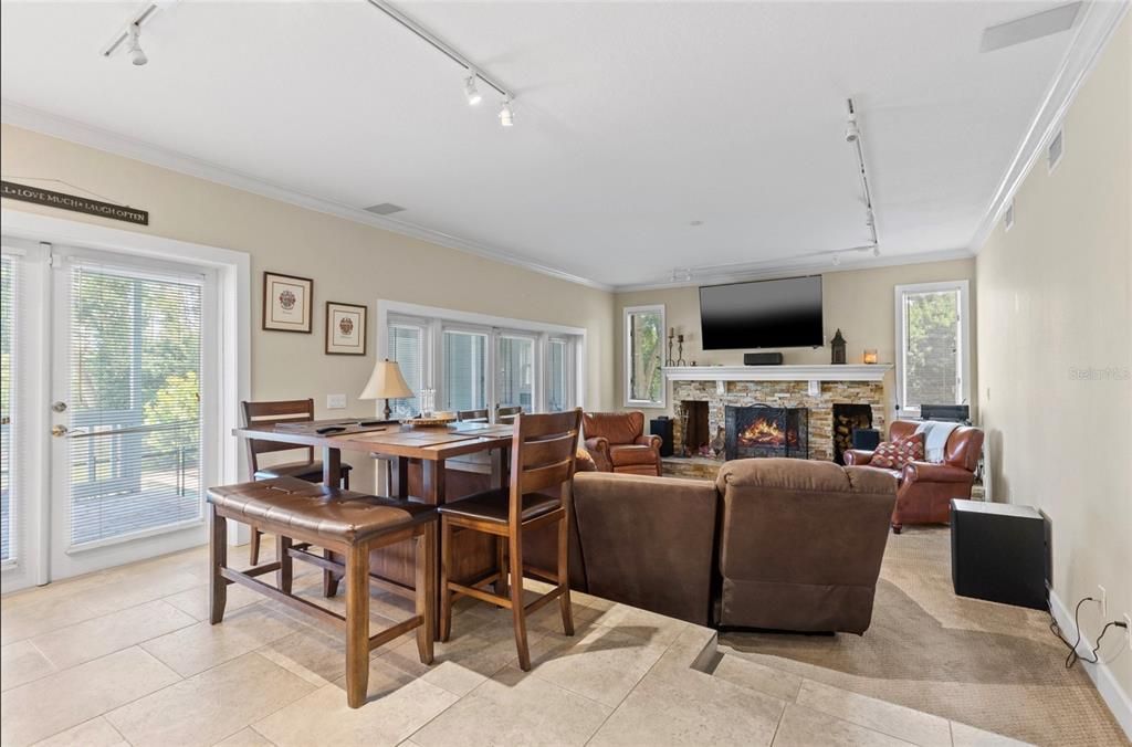 For Sale: $1,795,000 (6 beds, 5 baths, 5825 Square Feet)