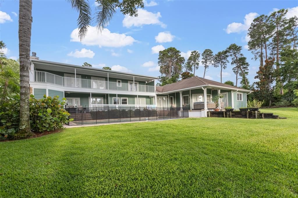 For Sale: $1,795,000 (6 beds, 5 baths, 5825 Square Feet)