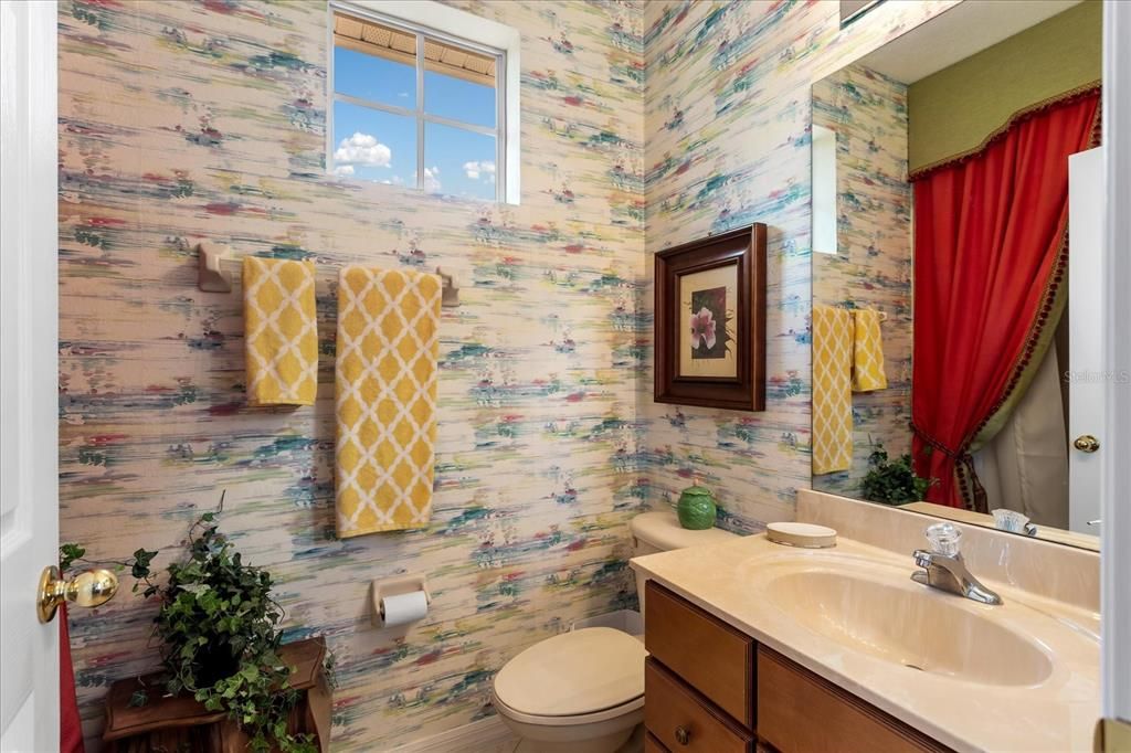 For Sale: $709,000 (5 beds, 4 baths, 3266 Square Feet)