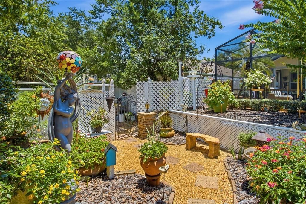 For Sale: $709,000 (5 beds, 4 baths, 3266 Square Feet)