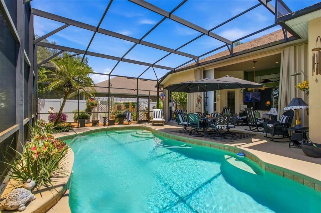 For Sale: $709,000 (5 beds, 4 baths, 3266 Square Feet)
