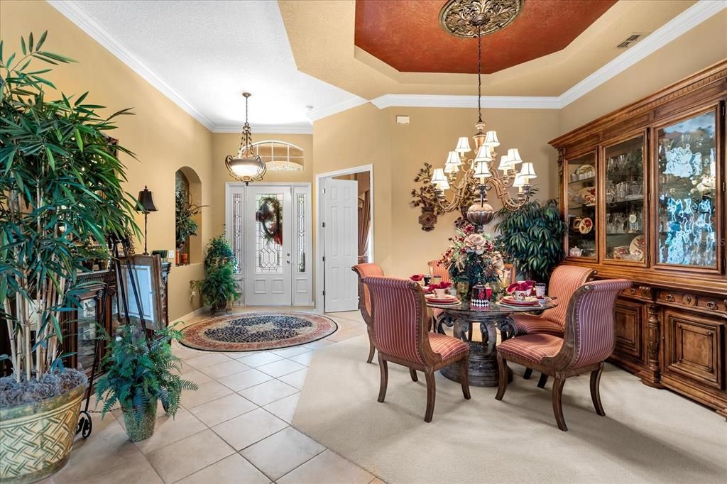 For Sale: $709,000 (5 beds, 4 baths, 3266 Square Feet)