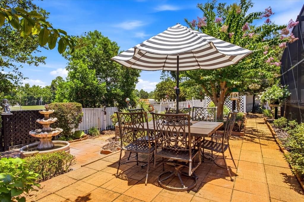 For Sale: $709,000 (5 beds, 4 baths, 3266 Square Feet)