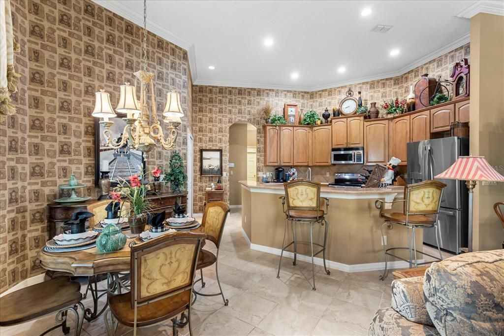 For Sale: $709,000 (5 beds, 4 baths, 3266 Square Feet)