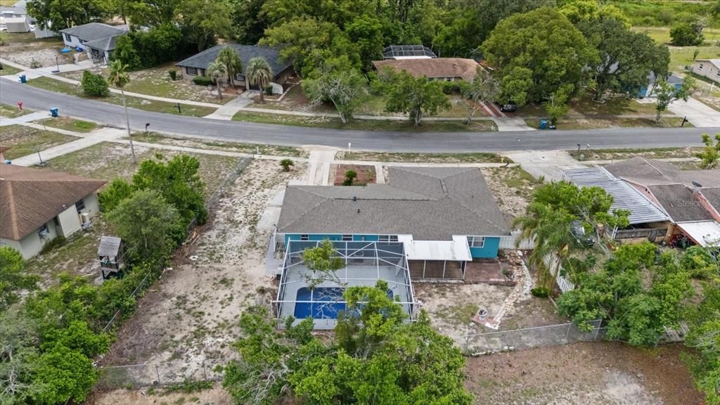 For Sale: $280,000 (2 beds, 1 baths, 1376 Square Feet)