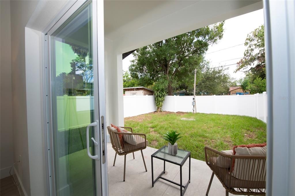 En Venta: $787,500 (4 camas, 2 baños, 1975 Pies cuadrados)