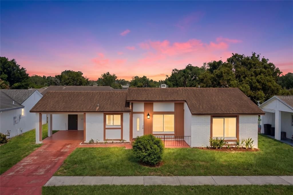 En Venta: $325,000 (2 camas, 2 baños, 1797 Pies cuadrados)