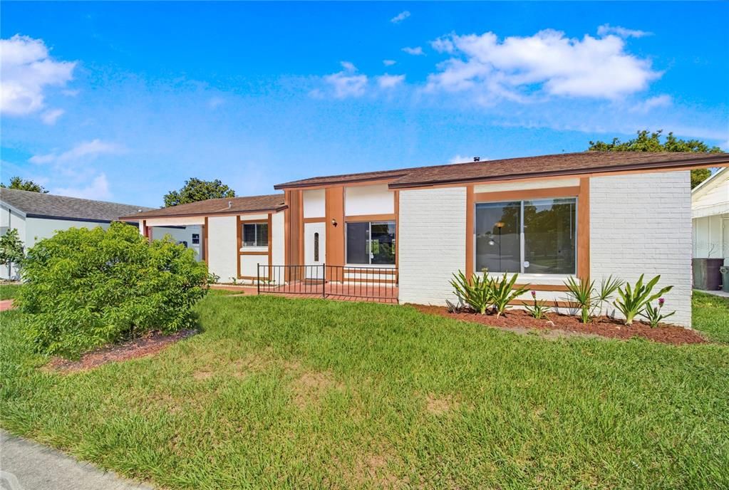 En Venta: $325,000 (2 camas, 2 baños, 1797 Pies cuadrados)