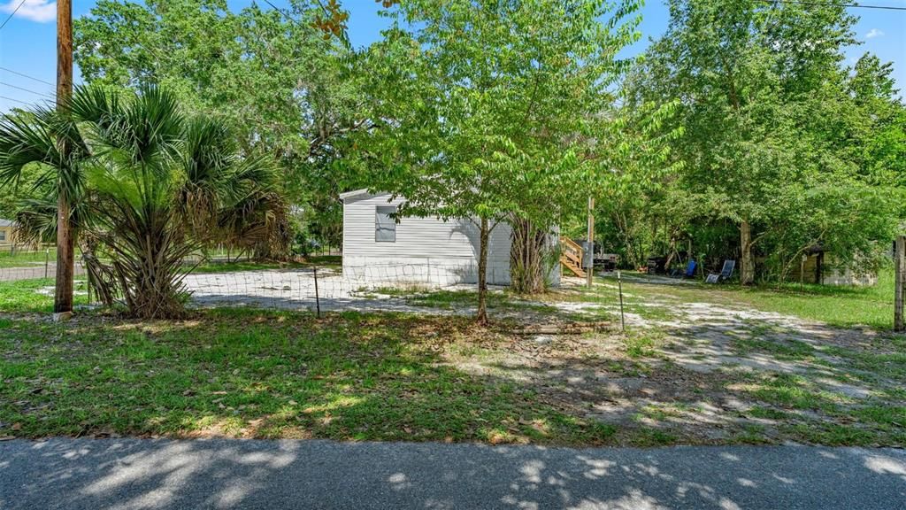 For Sale: $185,000 (3 beds, 2 baths, 1400 Square Feet)