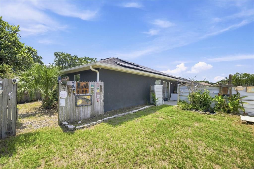 En Venta: $275,000 (4 camas, 2 baños, 1801 Pies cuadrados)