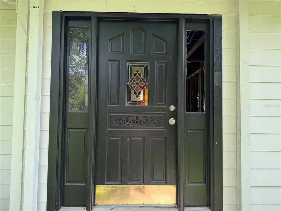 For Sale: $109,000 (2 beds, 1 baths, 950 Square Feet)