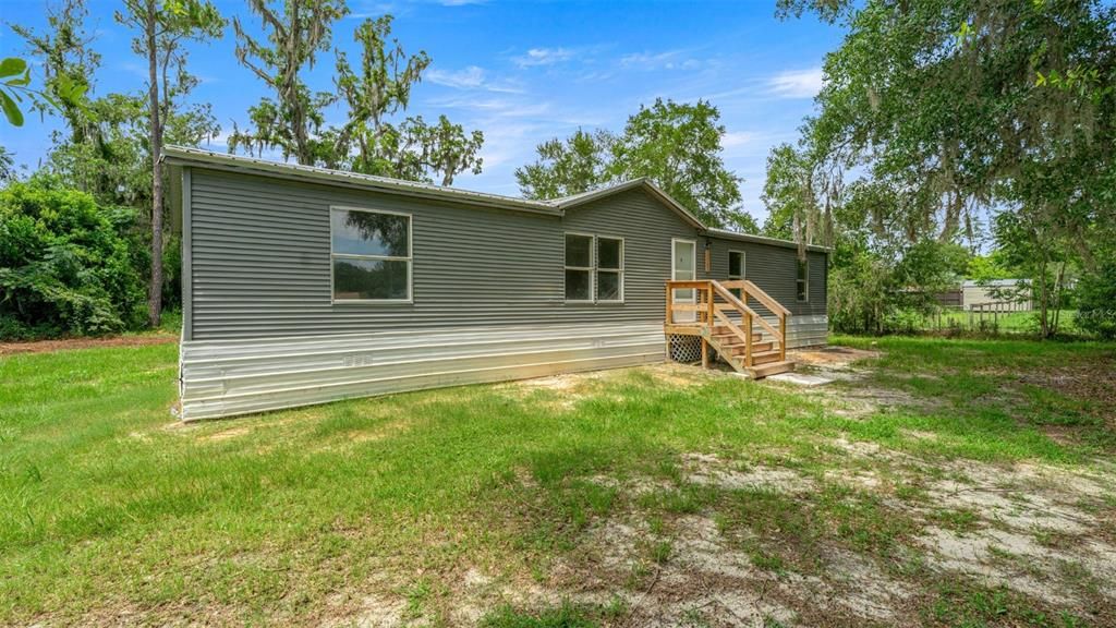 For Sale: $130,000 (3 beds, 2 baths, 1400 Square Feet)