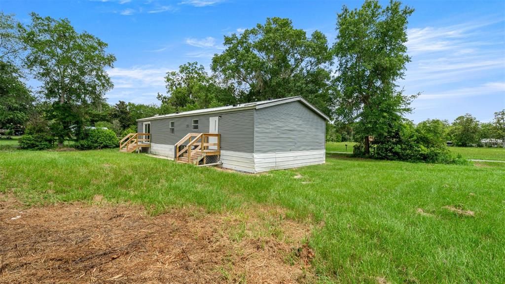 For Sale: $130,000 (3 beds, 2 baths, 1400 Square Feet)