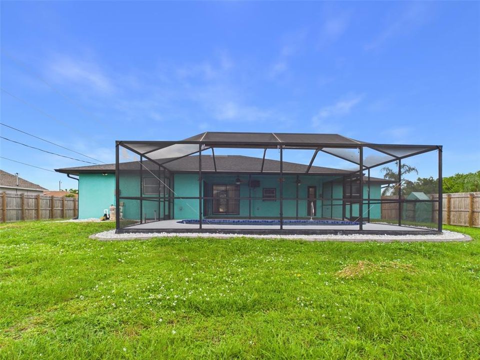 На продажу: $400,000 (3 спален, 2 ванн, 1356 Квадратных фут)