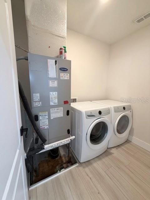 En Renta: $2,300 (4 camas, 2 baños, 1730 Pies cuadrados)