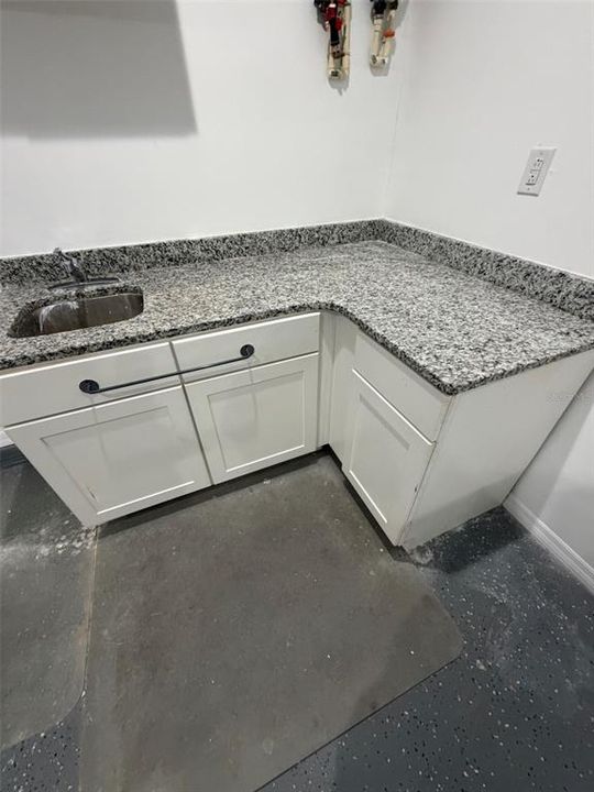 En Renta: $2,300 (4 camas, 2 baños, 1730 Pies cuadrados)