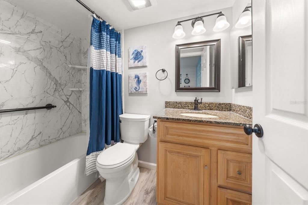 For Sale: $650,000 (2 beds, 2 baths, 1162 Square Feet)