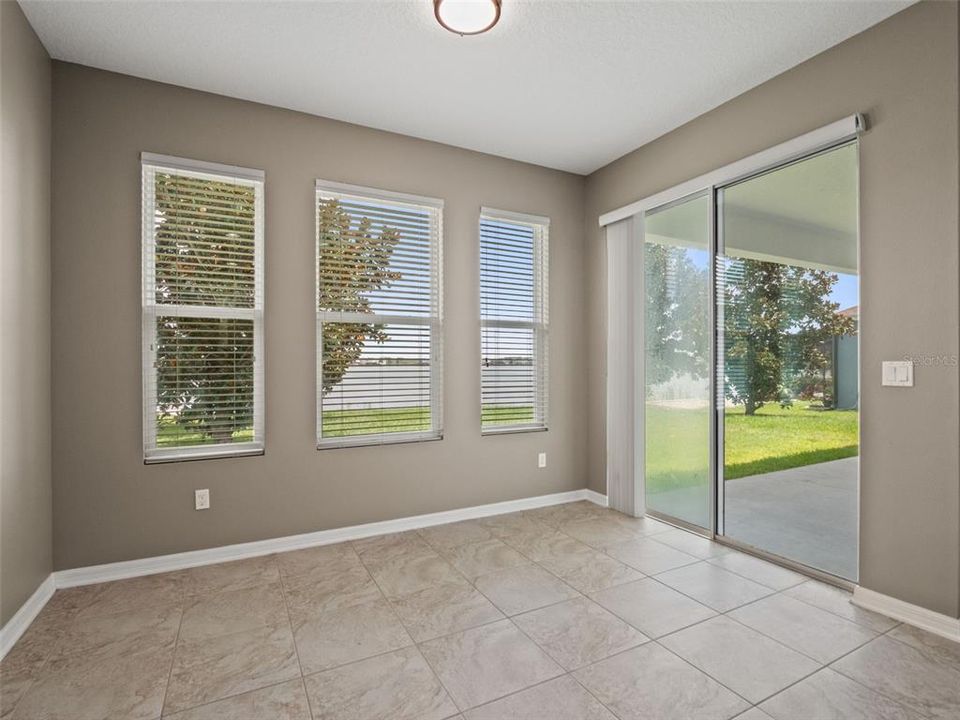 For Sale: $549,900 (3 beds, 2 baths, 2047 Square Feet)