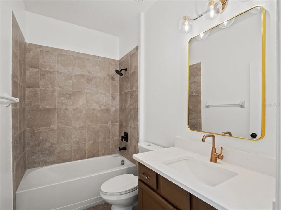 For Sale: $549,900 (3 beds, 2 baths, 2047 Square Feet)