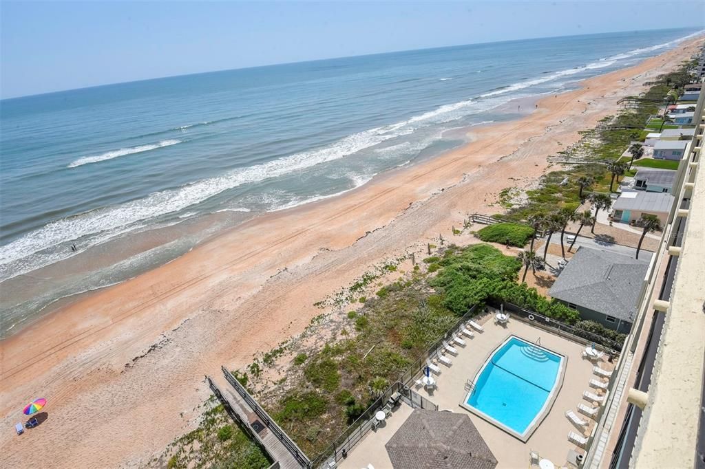 For Sale: $299,000 (1 beds, 1 baths, 767 Square Feet)