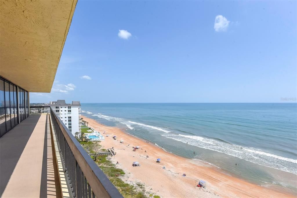 For Sale: $299,000 (1 beds, 1 baths, 767 Square Feet)